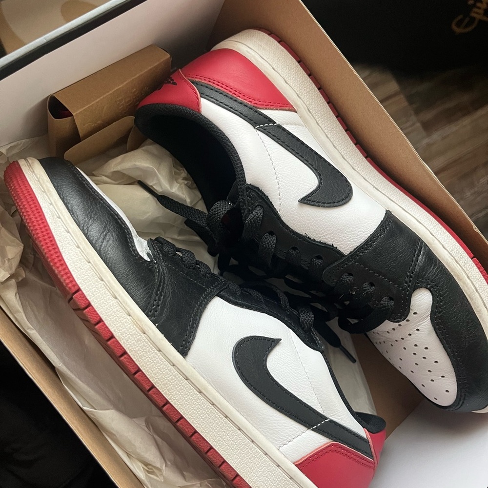 Air Jordan 1 Low ‘Black Toe’ Nike Men’s Sneakers